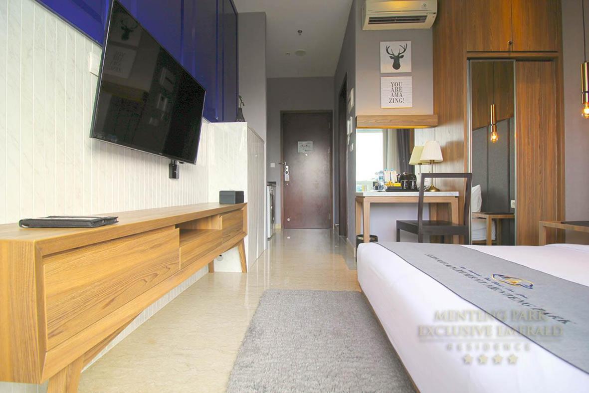 Menteng Park Exclusive Emerald Jakarta Buitenkant foto