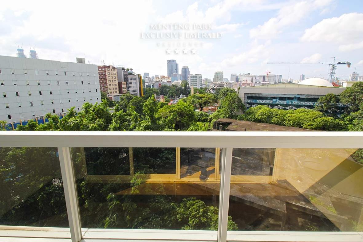 Menteng Park Exclusive Emerald Jakarta Buitenkant foto